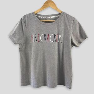 ‎Rae Dunn Firecracker T-shirt size M